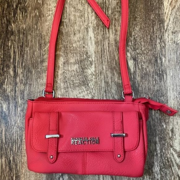 "NWOT Kenneth Cole Reaction Cross-body Small Red Purse"⬇️ - Picture 1 of 8
